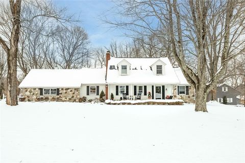 252 Leawood Dr Neshannock Twp PA 16105