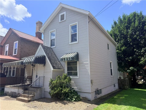 Photo for 139 Queen St