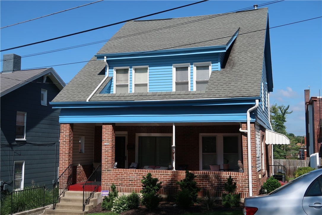 1250 Goe Ave