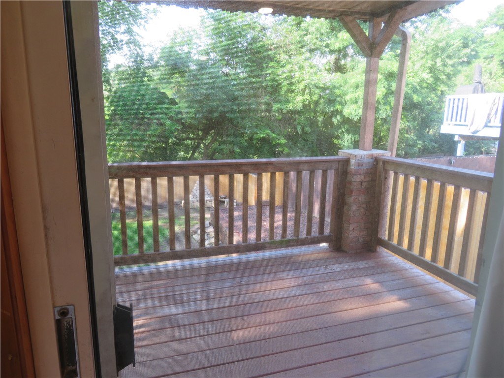 3407 Pinewood