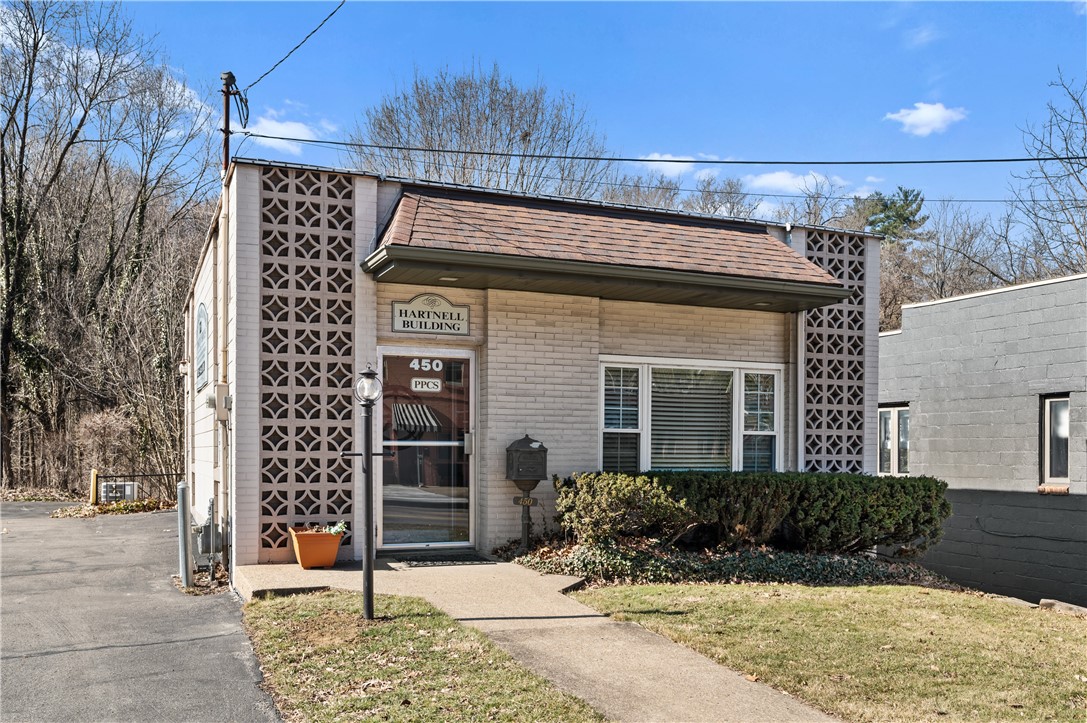 450 Castle Shannon Blvd