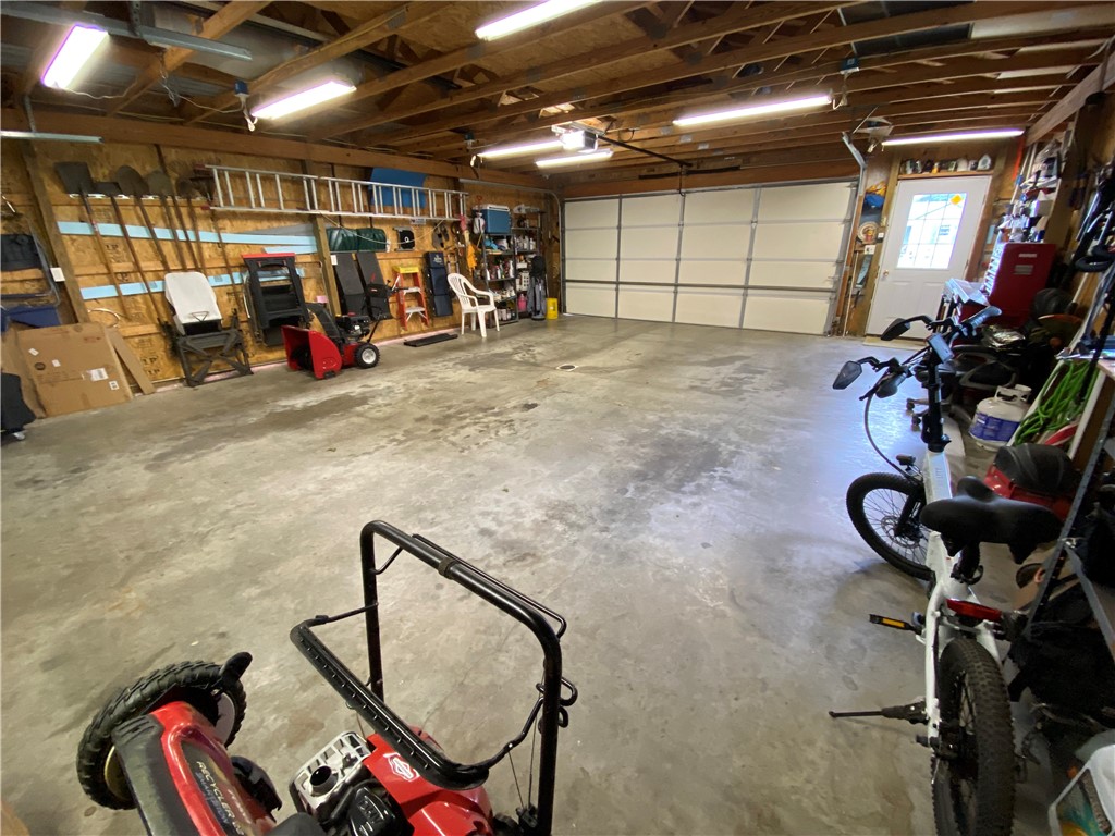 West Salem Twp, Pennsylvania 16125, United States, 2 Bedrooms Bedrooms, ,2 BathroomsBathrooms,Residential,Contingent,134839