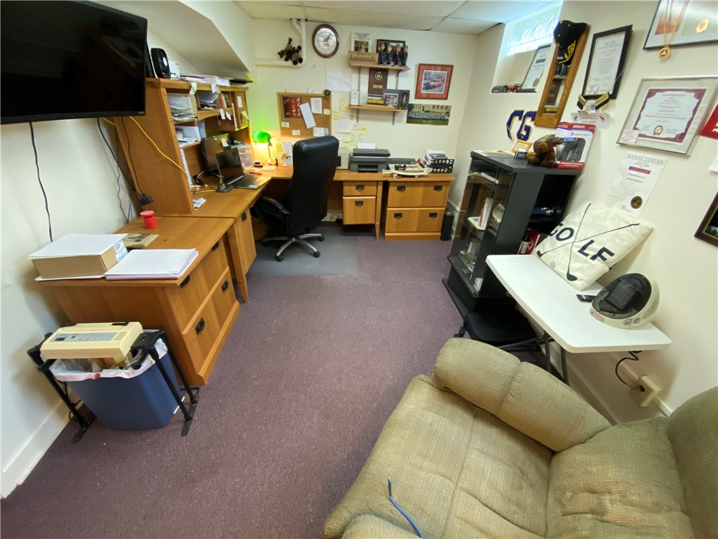 West Salem Twp, Pennsylvania 16125, United States, 2 Bedrooms Bedrooms, ,2 BathroomsBathrooms,Residential,Contingent,134839