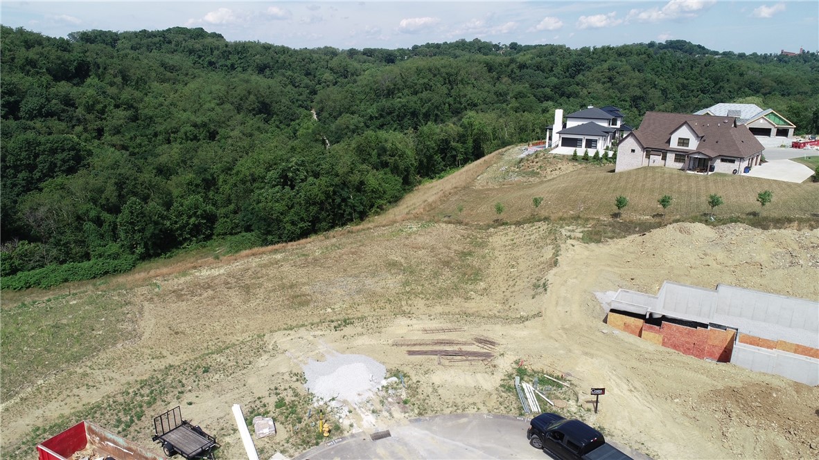 2105 Laurel Ridge Dr