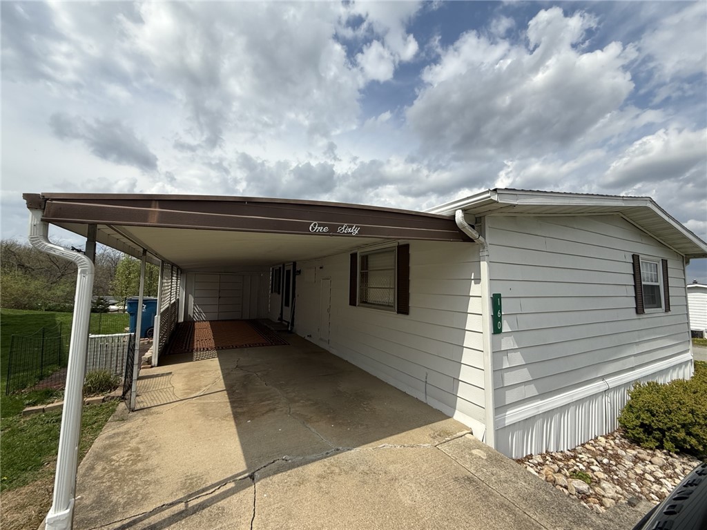 160 Pembrooke Dr, Delmont, Pennsylvania image 2