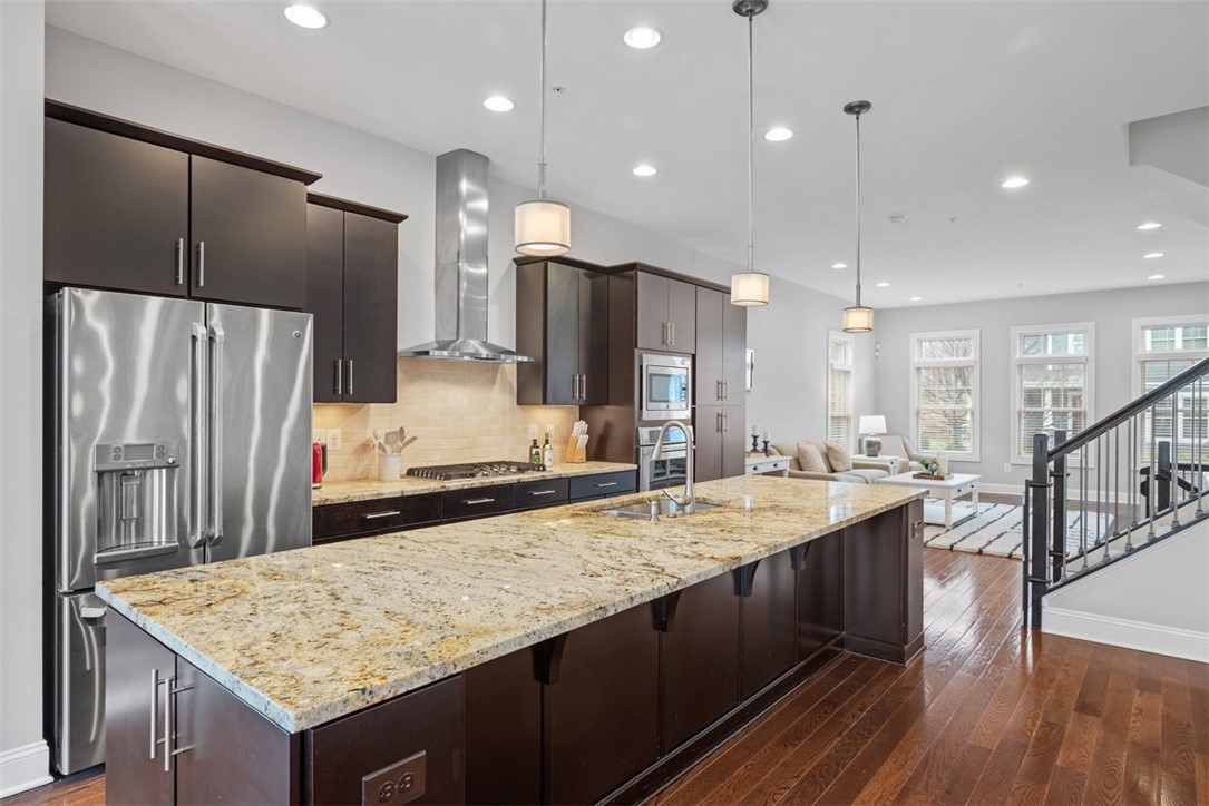 Marshall, Pennsylvania 16046, United States, 4 Bedrooms Bedrooms, ,4 BathroomsBathrooms,Residential,Contingent,104041