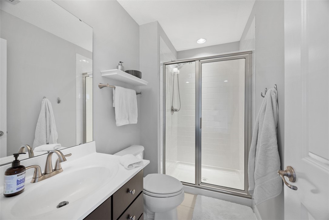 Marshall, Pennsylvania 16046, United States, 4 Bedrooms Bedrooms, ,4 BathroomsBathrooms,Residential,Contingent,104041