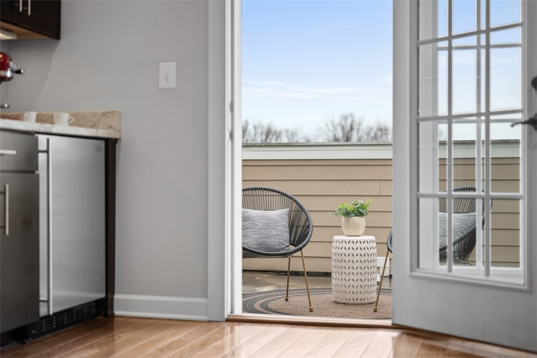 Marshall, Pennsylvania 16046, United States, 4 Bedrooms Bedrooms, ,4 BathroomsBathrooms,Residential,Contingent,104041