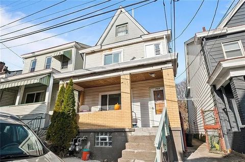 Photo of 737 Mclain St, Pittsburgh, PA 15210 (MLS # 1740888)