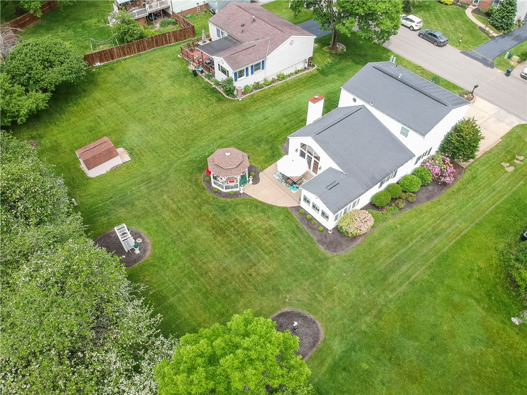 439 Deerfield Dr