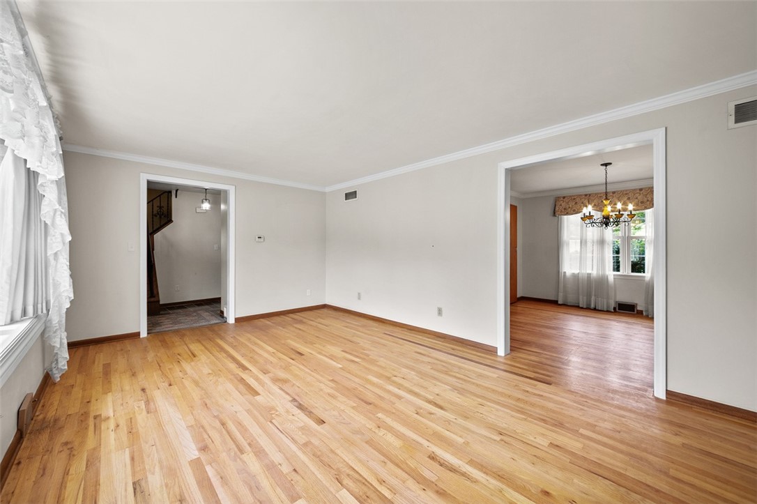 Murrysville, Pennsylvania 15668, United States, 4 Bedrooms Bedrooms, ,3 BathroomsBathrooms,Residential,Contingent,150537