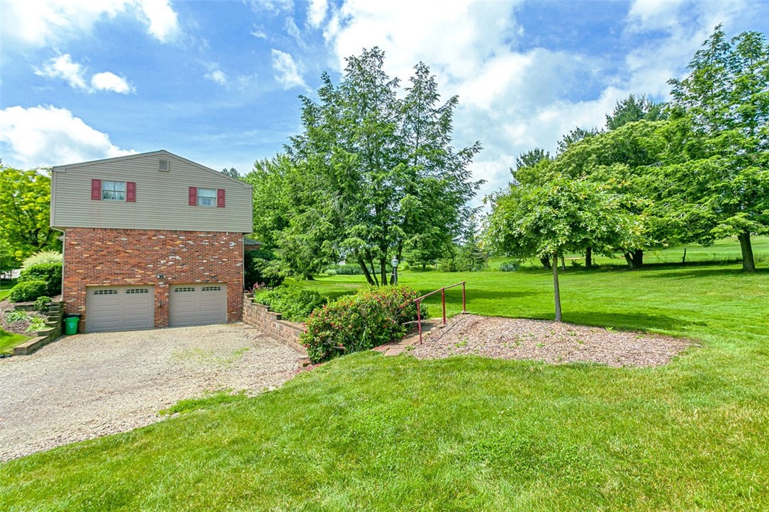 Murrysville, Pennsylvania 15668, United States, 4 Bedrooms Bedrooms, ,3 BathroomsBathrooms,Residential,Contingent,150537