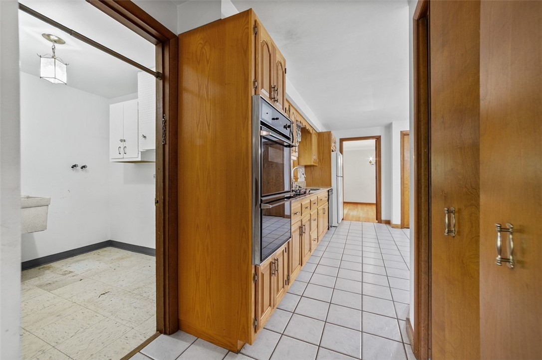 Murrysville, Pennsylvania 15668, United States, 4 Bedrooms Bedrooms, ,3 BathroomsBathrooms,Residential,Contingent,150537