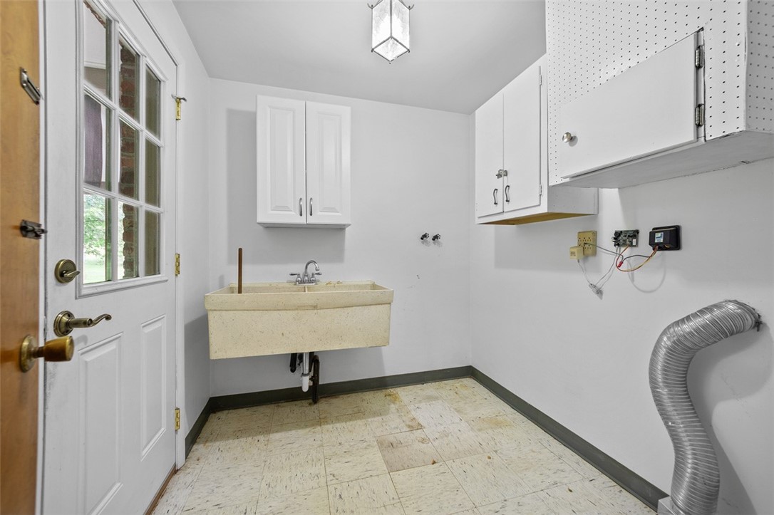 Murrysville, Pennsylvania 15668, United States, 4 Bedrooms Bedrooms, ,3 BathroomsBathrooms,Residential,Contingent,150537