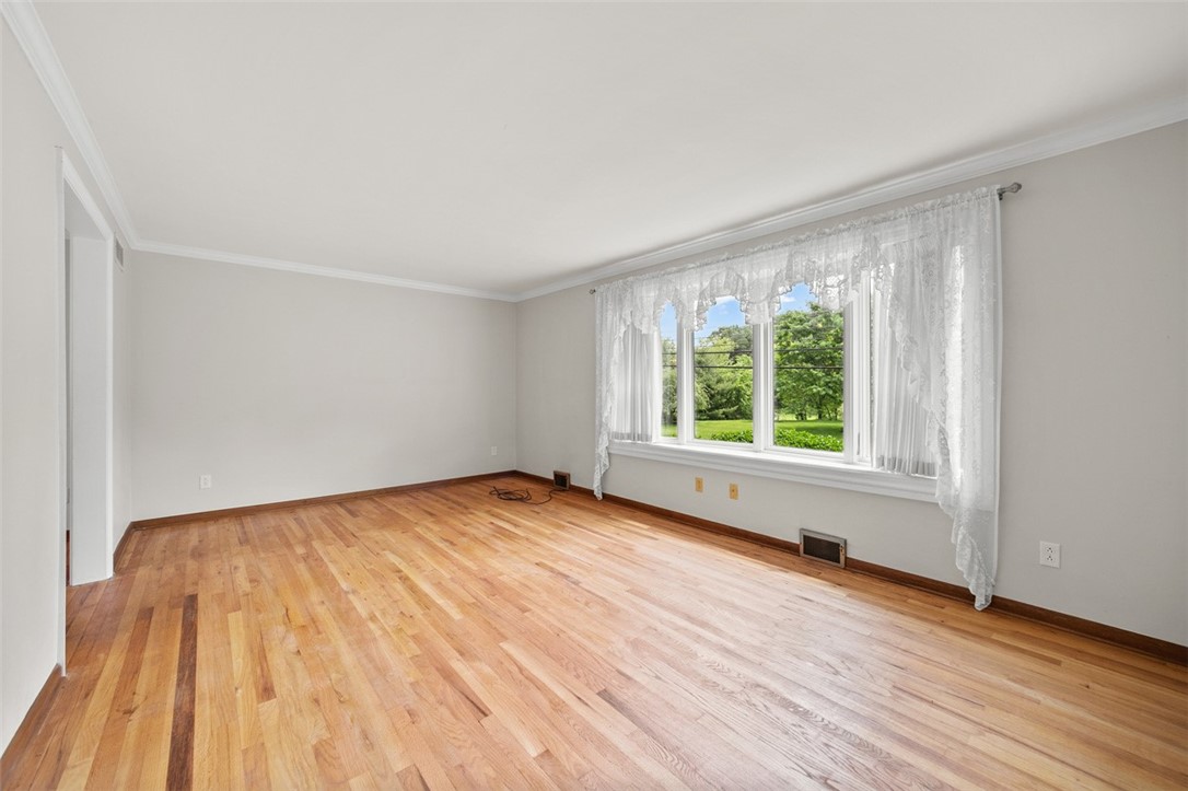 Murrysville, Pennsylvania 15668, United States, 4 Bedrooms Bedrooms, ,3 BathroomsBathrooms,Residential,Contingent,150537