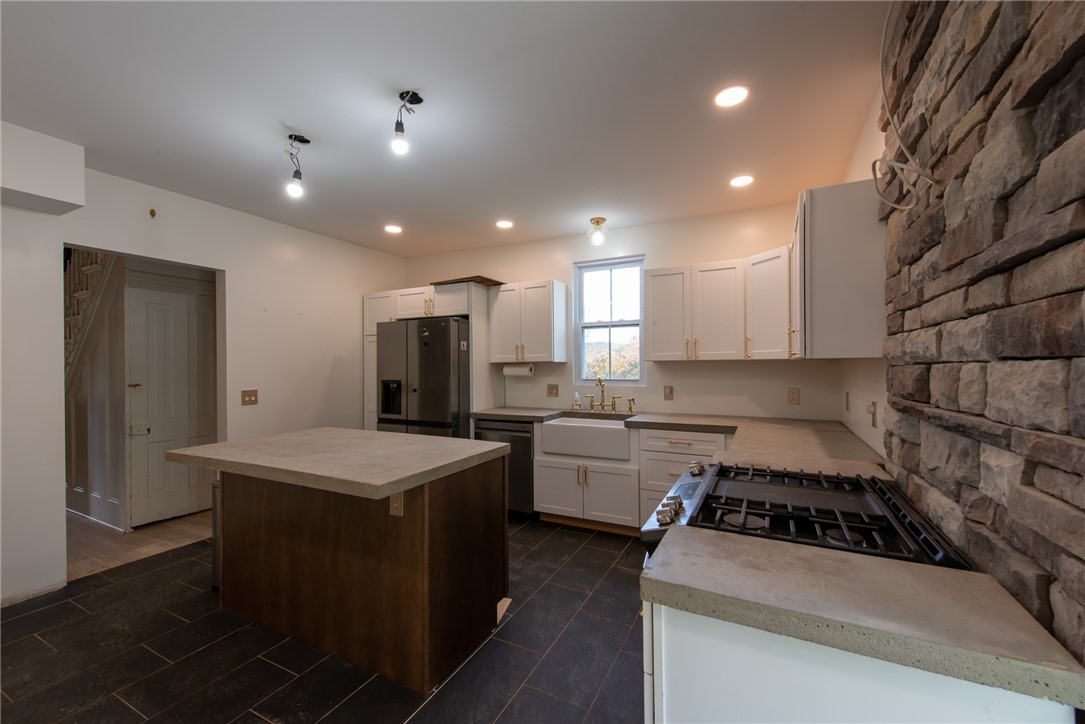 Upper Burrell, Pennsylvania 15068, United States, 3 Bedrooms Bedrooms, ,1 BathroomBathrooms,Residential,Active,229593