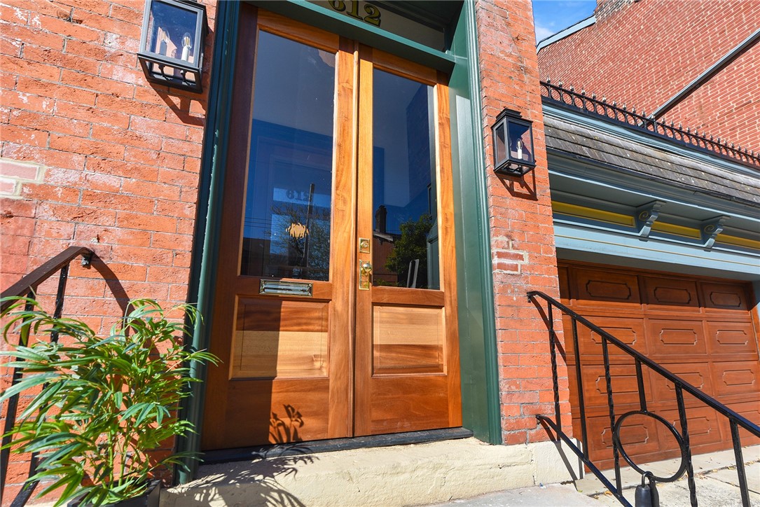 612 N Taylor Ave