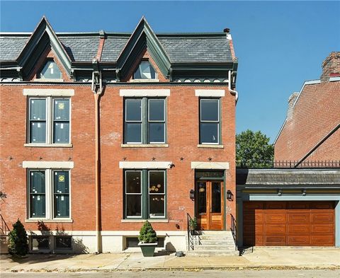 Photo of 612 N Taylor Ave, Pittsburgh, PA 15212 (MLS # 1725354)
