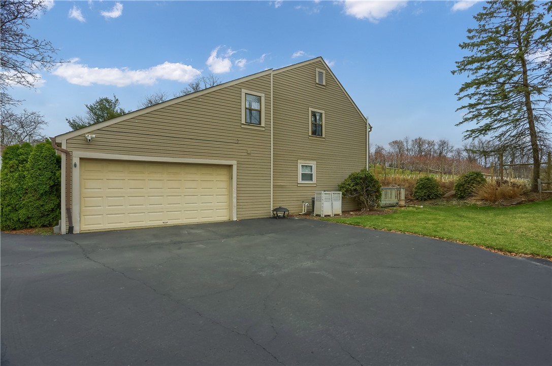 2614 Briar Ct