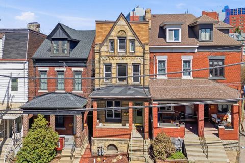 Photo of 381 Fisk Street, Pittsburgh, PA 15201 (MLS # 1745274)