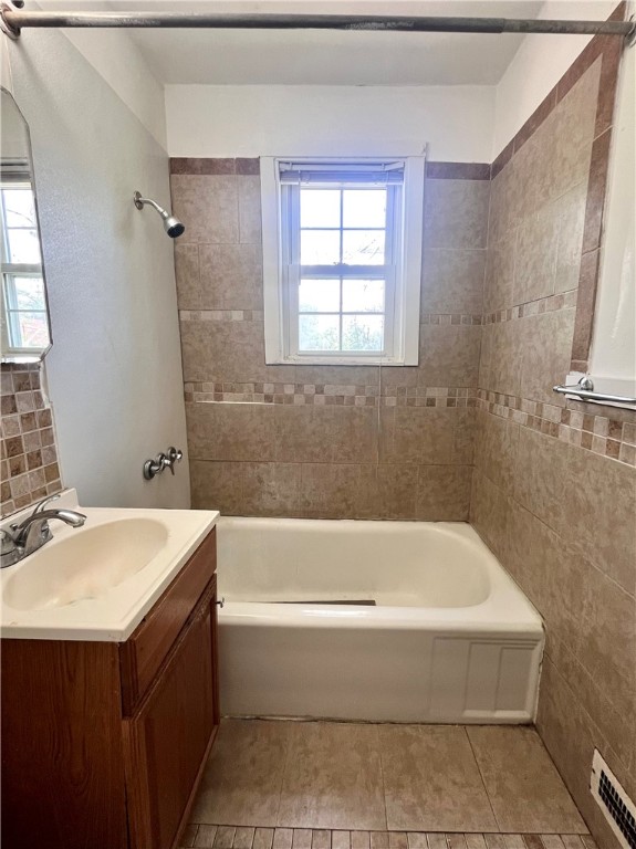 Moon/Crescent Twp, Pennsylvania 15108, United States, 2 Bedrooms Bedrooms, ,1 BathroomBathrooms,Residential,Active,116536