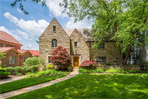 Photo for 60 Longuevue Drive