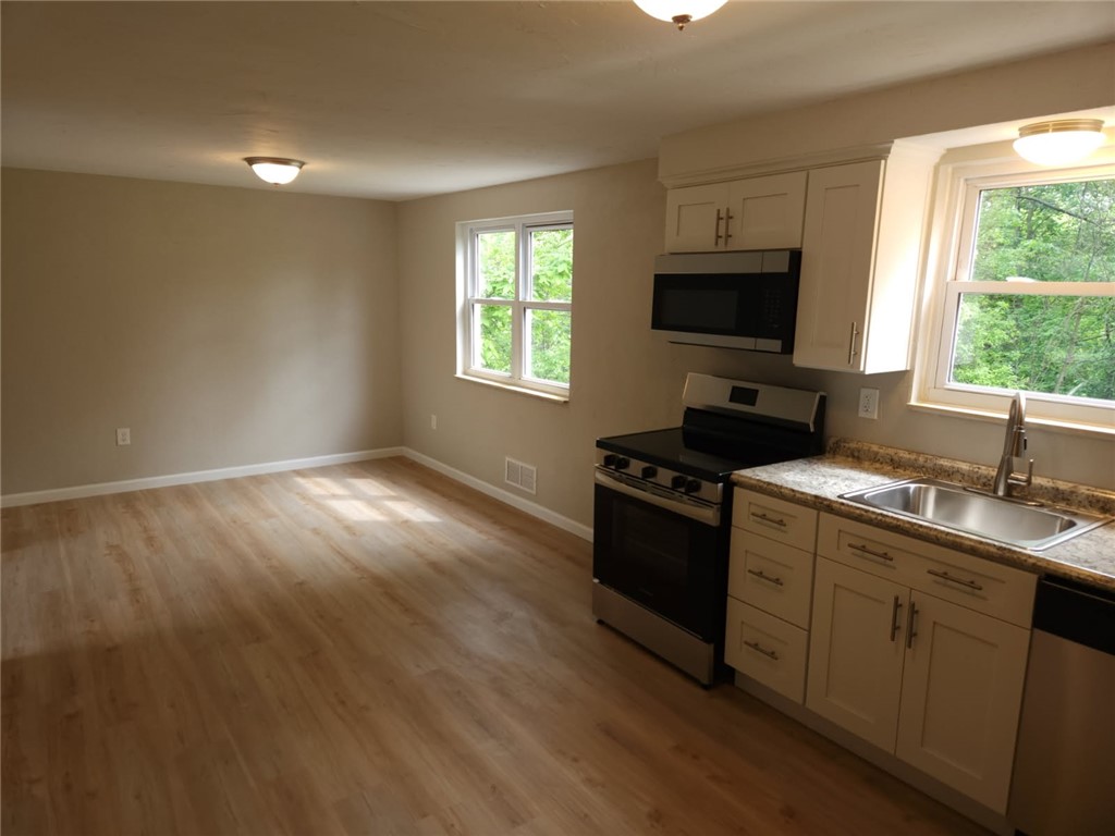 3482 Ivy Hill Ln Ln, Finleyville, Pennsylvania image 8