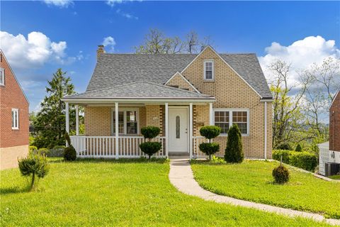 Photo of 1134 Kirsopp Ave, Pittsburgh, PA 15220 (MLS # 1751532)
