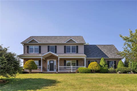 Photo of 154 Ohara Rd, Saxonburg, PA 16056 (MLS # 1763153)