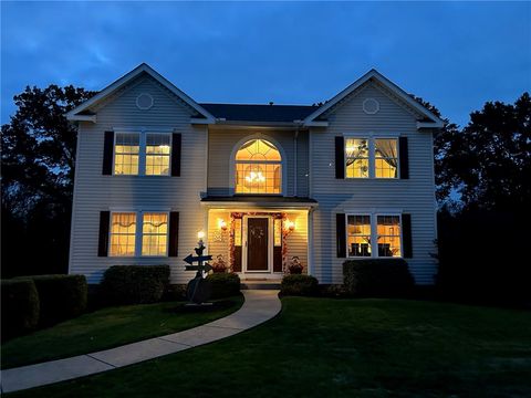 128 Stratford Ct New Stanton PA 15672