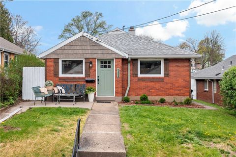 Photo of 4258 Glen Lytle Rd, Pittsburgh, PA 15217 (MLS # 1748756)