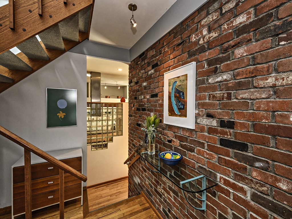 Pittsburgh, Pennsylvania, 15232, United States, 3 Bedrooms Bedrooms, ,2 BathroomsBathrooms,Residential,Active,1905131