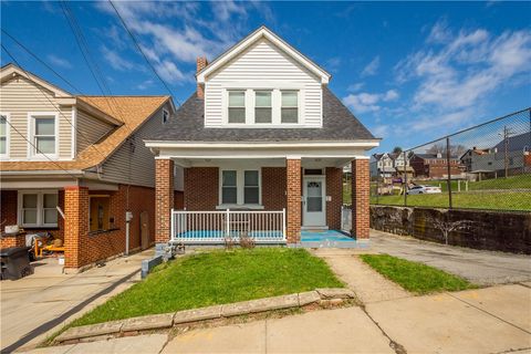 Photo of 335 Church Ave, Pittsburgh, PA 15210 (MLS # 1746315)