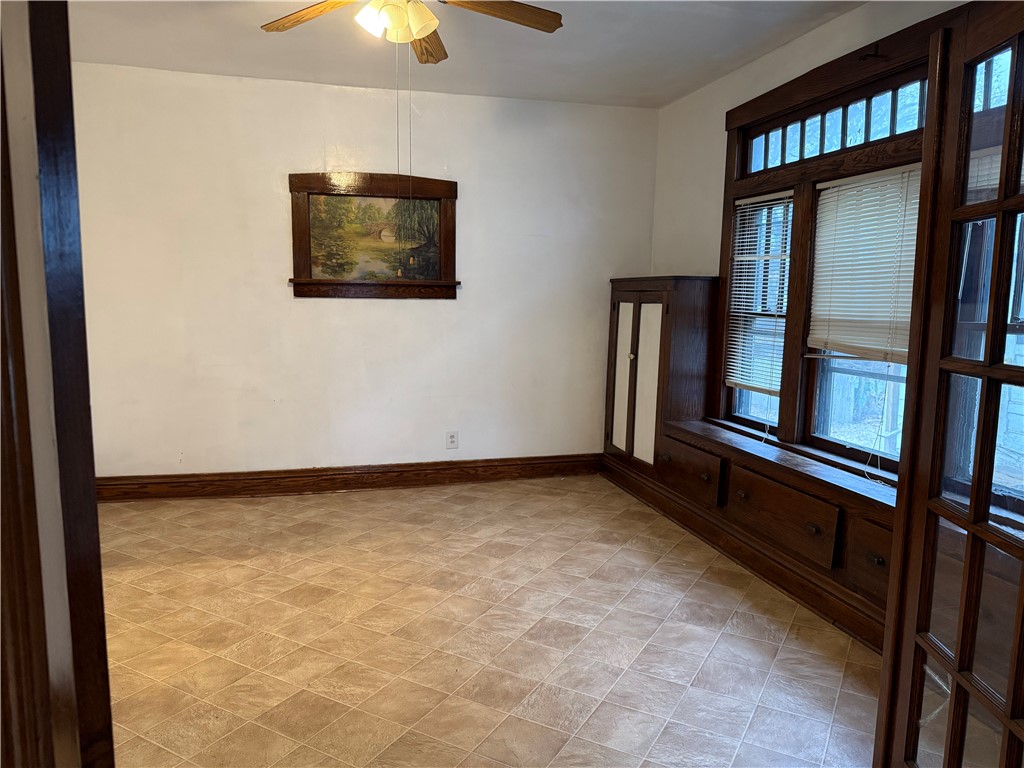 542 S Oakland Ave Ave, Sharon, Pennsylvania image 4