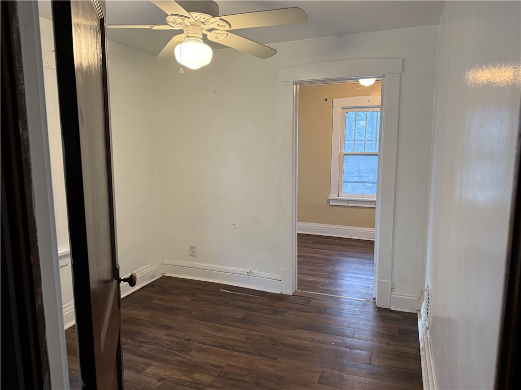 542 S Oakland Ave Ave, Sharon, Pennsylvania image 8