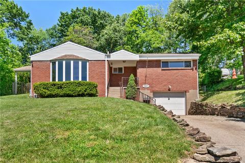 Photo of 5690 Florida Ave, Bethel Park, PA 15102 (MLS # 1757791)