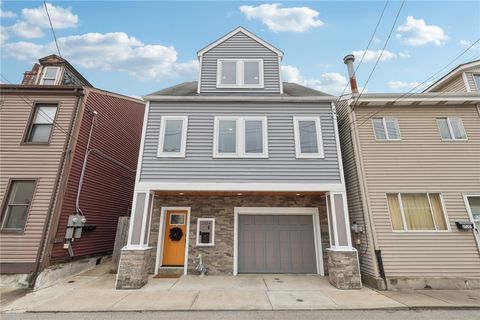 Photo of 2524 Larkins Way, Pittsburgh, PA 15203 (MLS # 1728864)