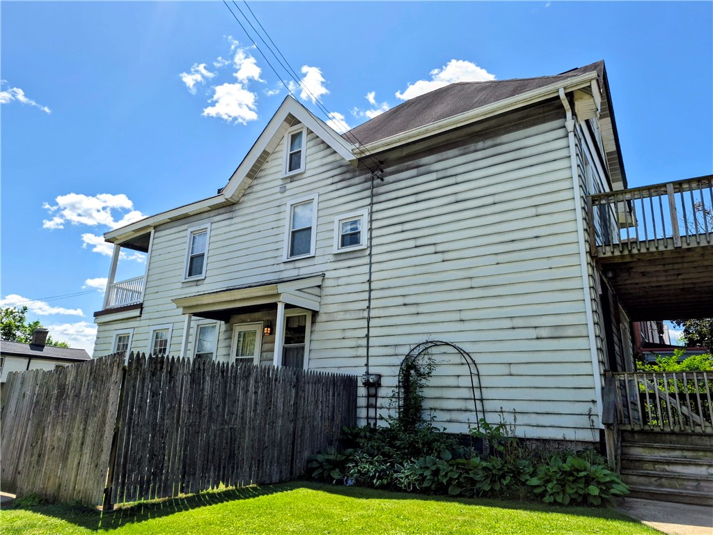 415 E End Ave