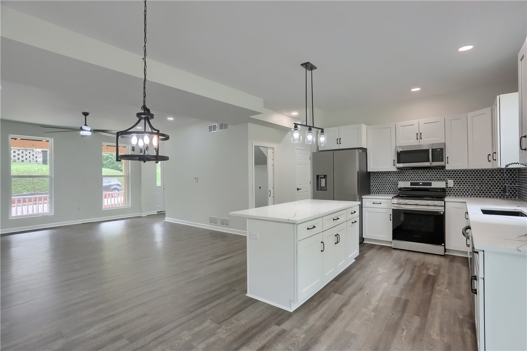 Burgettstown Boro, Pennsylvania 15021, United States, 3 Bedrooms Bedrooms, ,3 BathroomsBathrooms,Residential,Active,168951