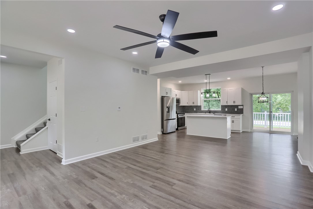 Burgettstown Boro, Pennsylvania 15021, United States, 3 Bedrooms Bedrooms, ,3 BathroomsBathrooms,Residential,Active,168951