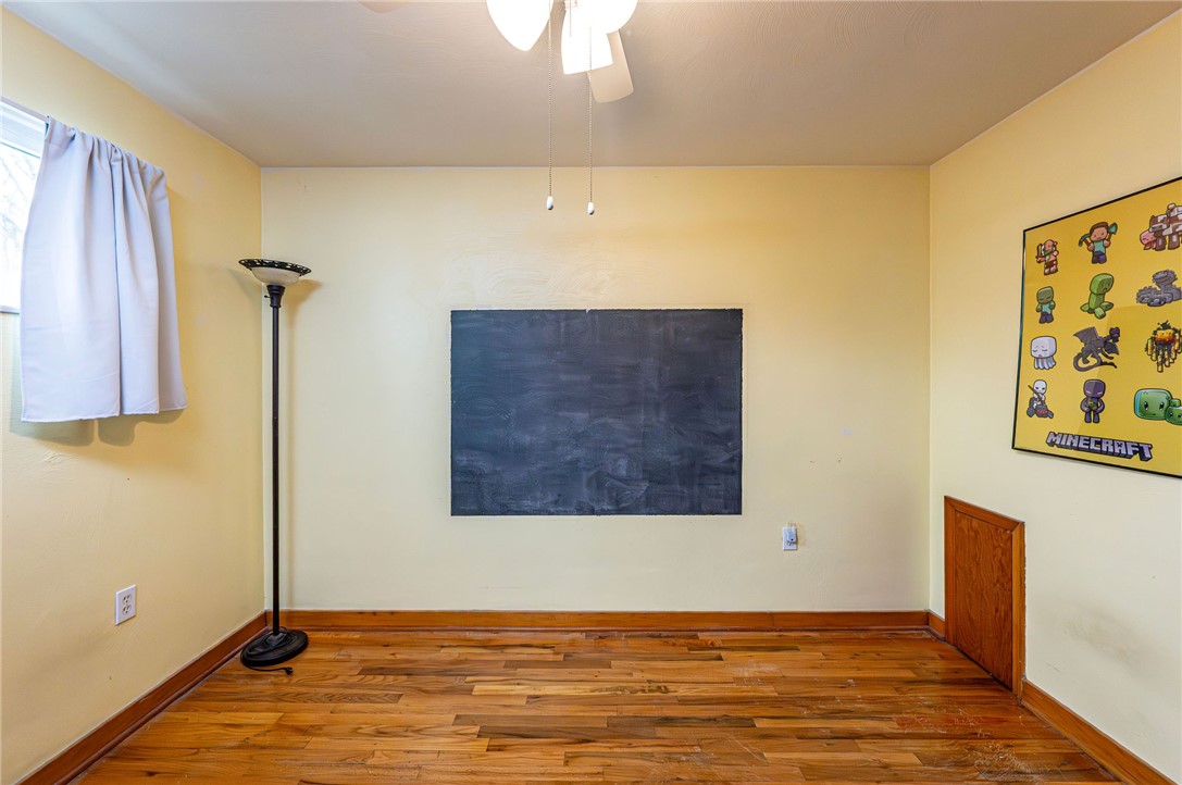 225 Circle Dr Dr, White Oak, Pennsylvania image 33