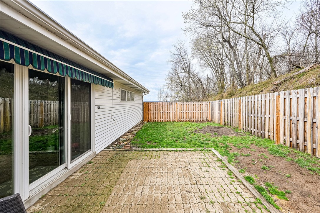 225 Circle Dr Dr, White Oak, Pennsylvania image 39