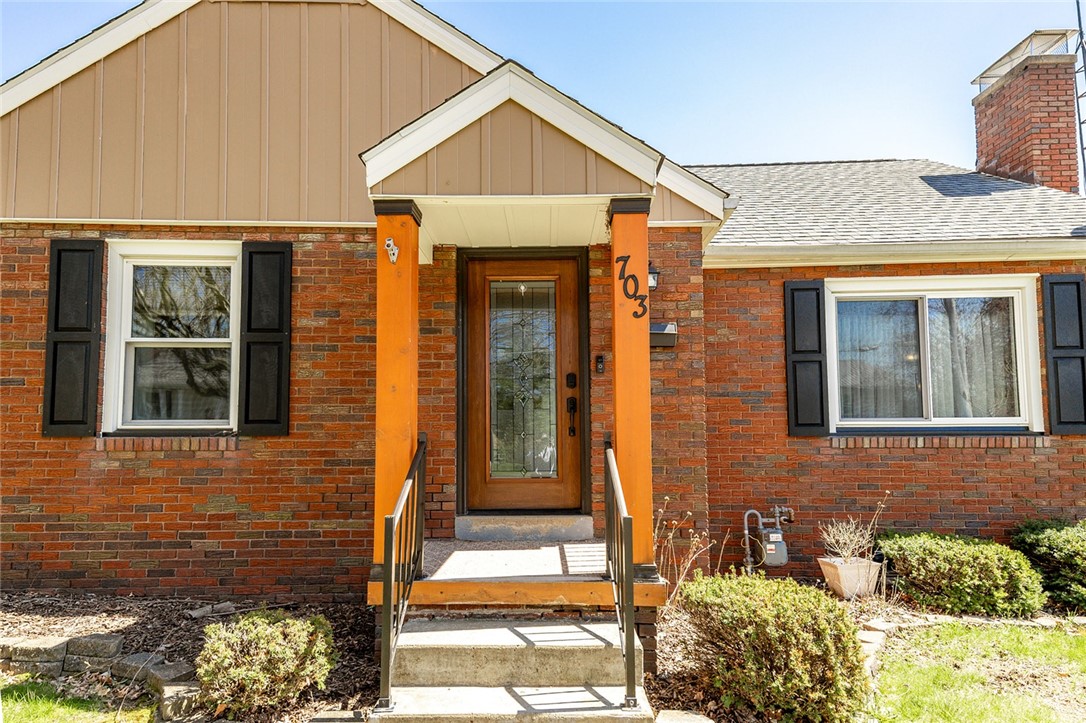 703 Ridgeway Ave