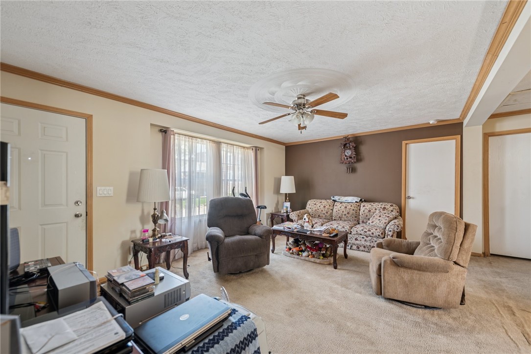4390 Brickner St, Trafford, Pennsylvania image 4
