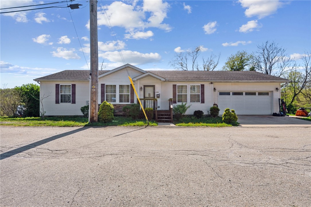 4390 Brickner St, Trafford, Pennsylvania image 1