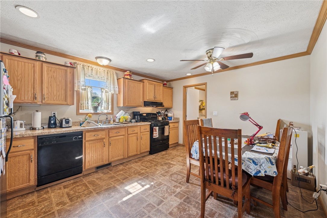 4390 Brickner St, Trafford, Pennsylvania image 5