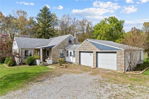 Photo of 2172 State Route 268, Chicora, PA 16025 (MLS # 1738479)