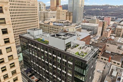 Photo of 350 Oliver Ave #1103, Pittsburgh, PA 15222 (MLS # 1736645)