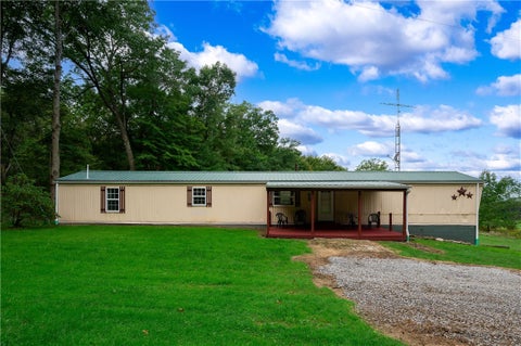 Mobile Home For Sale - 917 Old Mercer Road Rd<br/> Springfield Twp, PA 16137