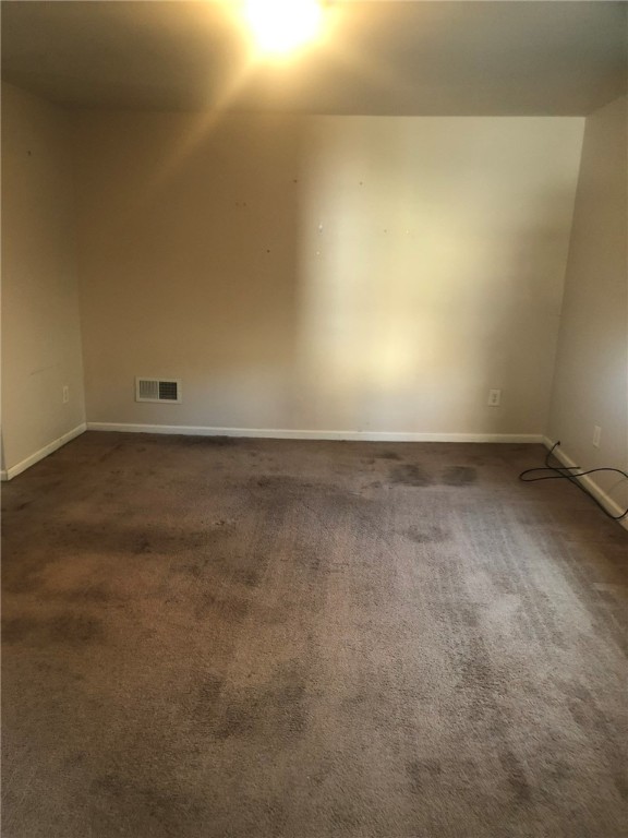 Brentwood, Pennsylvania 15227, United States, 2 Bedrooms Bedrooms, ,1 BathroomBathrooms,Residential,Active,197924